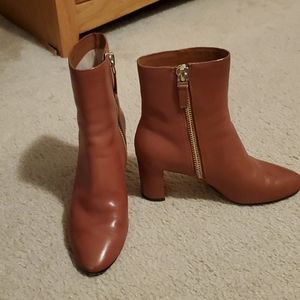 Brown leather Banana Republic booties 6.5